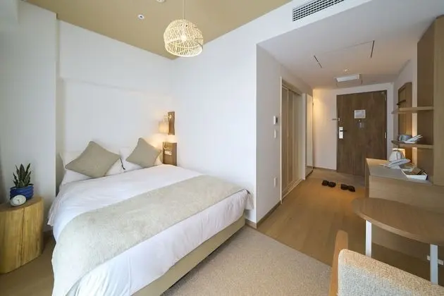 Oda, Sigara İçilmez (Universal Room)