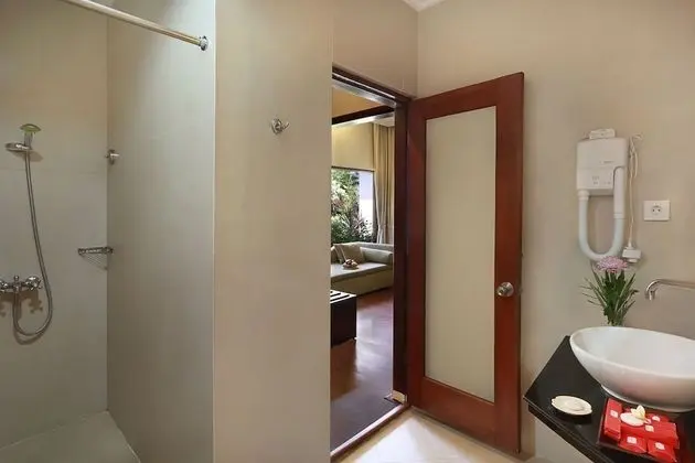Deluxe Bungalov (Ground Floor)