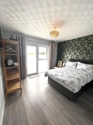 Standard Tek Büyük Yataklı Oda, Banyolu/Duşlu (Room 6 or 7)