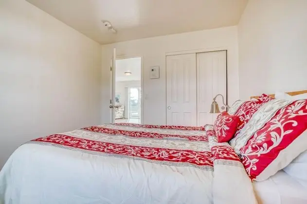 Ev, Birden Çok Yatak (Rest Ashore)