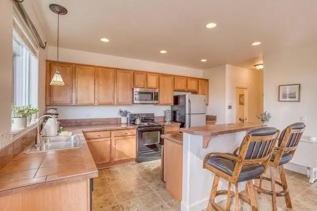 Ev, Birden Çok Yatak (Rest Ashore)