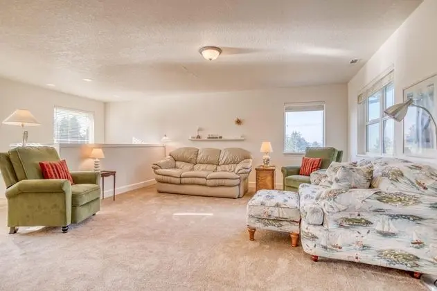 Ev, Birden Çok Yatak (Rest Ashore)