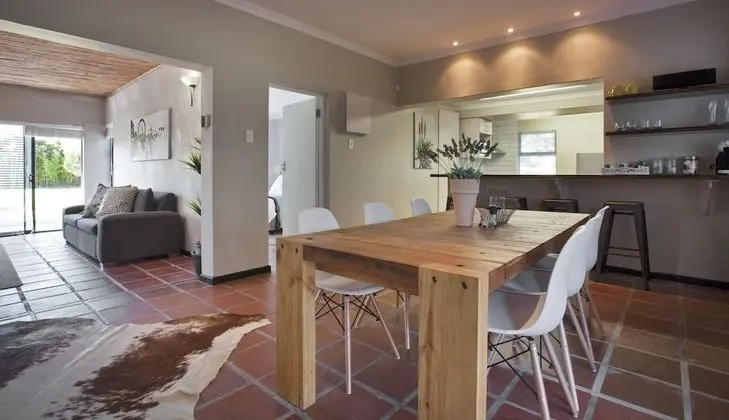 Comfort Ev, 2 Yatak Odası, Üzüm Asması Manzaralı, Bahçeli