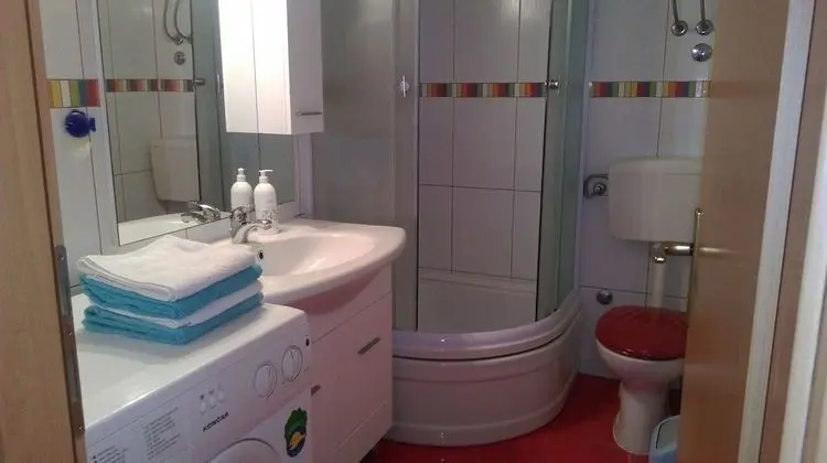 Apart Daire (Rest - comfortable & close to center )