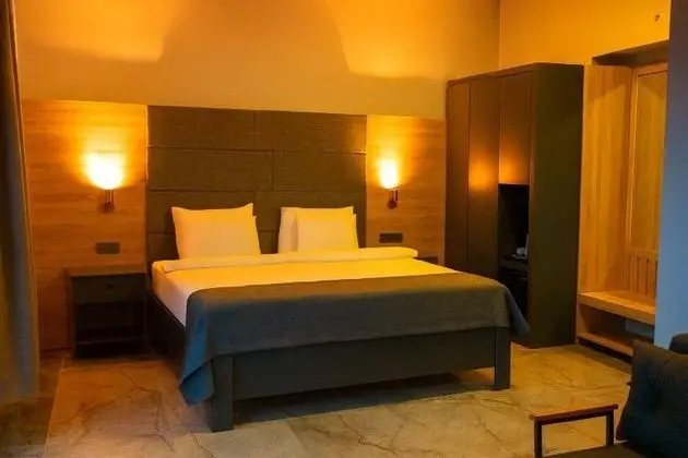 Deluxe Room with Balcony,Avlu Manzaralı