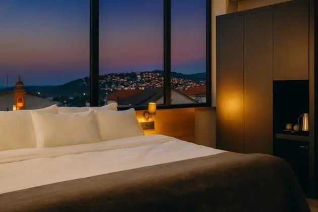 Executive Deluxe, Göl Manzaralı
