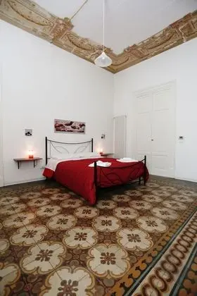 Basic Tek Büyük Yataklı Oda, Banyolu/Duşlu