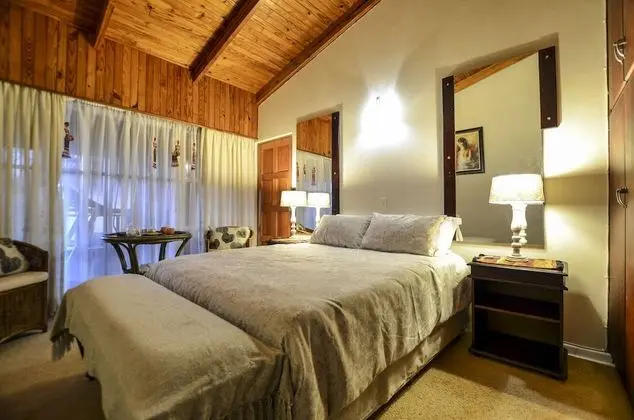Luxury Tek Büyük Yataklı Oda