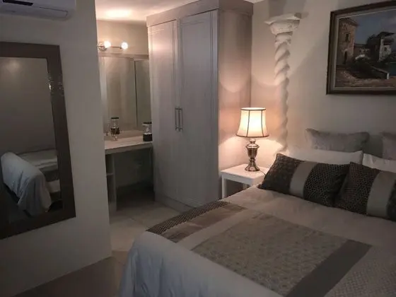 Luxury Tek Büyük Yataklı Oda (Tranquil)