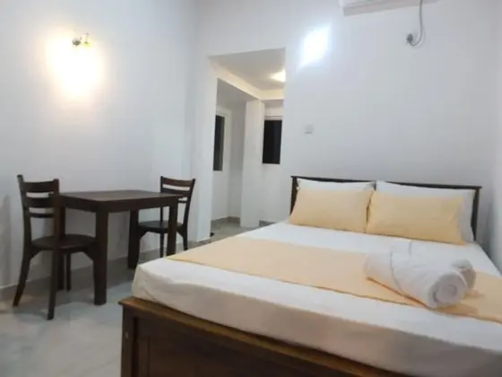 Standard Tek Büyük Yataklı Oda