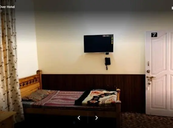 Standard Tek Büyük Yataklı Oda
