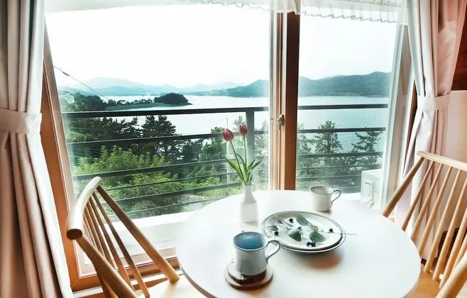 Tek Büyük Yataklı Oda (Cloud)