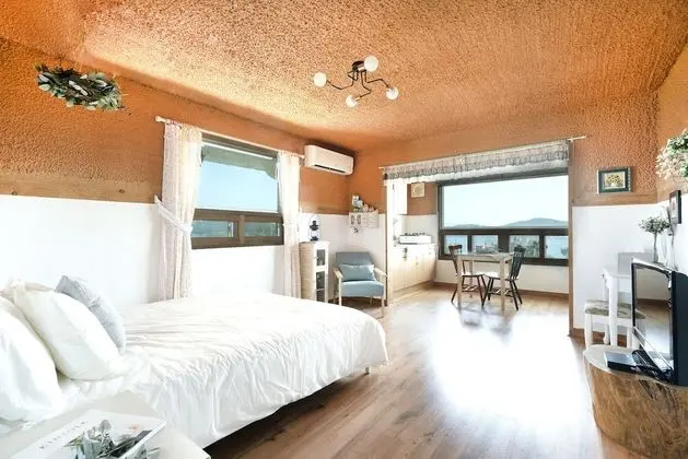 Tek Büyük Yataklı Oda (Sea)