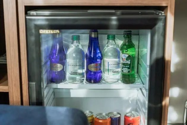 Standart Geniş Oda, Sokak Manzaralı, Fransız Balkonlu