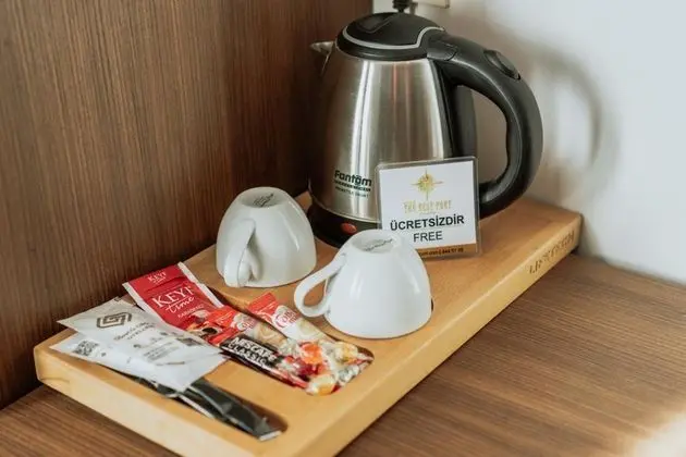 Standart Geniş Oda, Sokak Manzaralı, Fransız Balkonlu