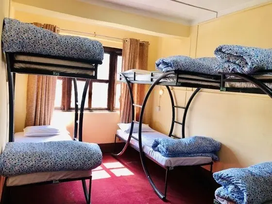 Basic Ortak Ranzalı Oda