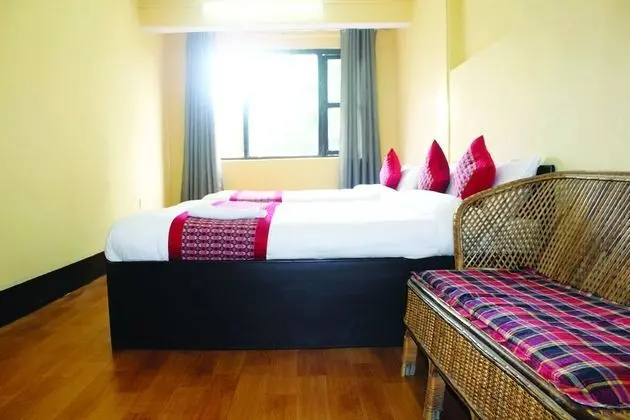 Basic Tek Büyük Yataklı Oda