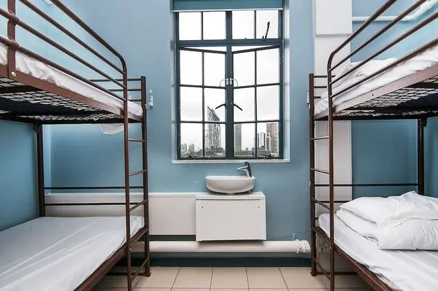 Ortak Ranzalı Oda, Banyolu/Duşlu (One bed In Four Bedded Shared Room)