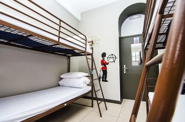 Ortak Ranzalı Oda, Banyolu/Duşlu (One bed In Four Bedded Shared Room)