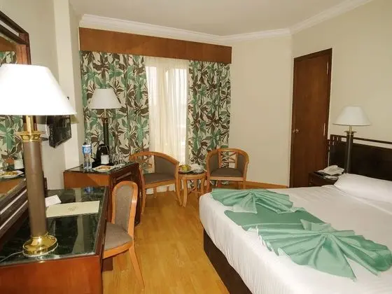 Oda, Sigara İçilebilir, Kanal Manzaralı