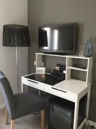 Üç Kişilik Oda