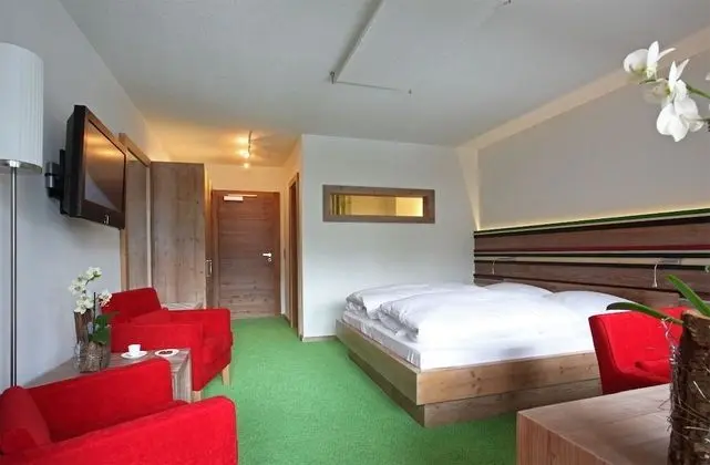 Comfort Tek Büyük Yataklı Oda