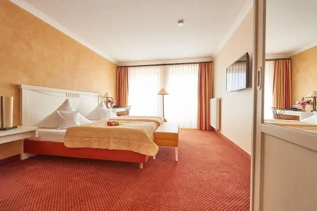 Comfort Tek Büyük Yataklı Oda