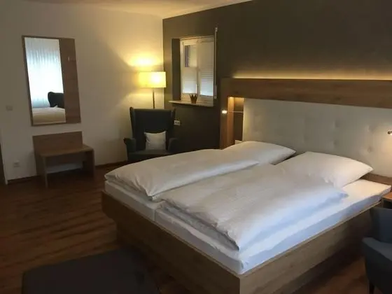 Comfort Tek Büyük Yataklı Oda