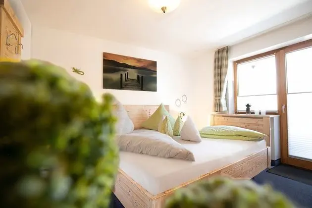 Standard Tek Büyük Yataklı Oda, 1 Büyük (Queen) Boy Yatak, Sigara İçilmez, Dağ Manzaralı