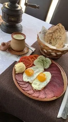 Deluxe Üç Kişilik Oda