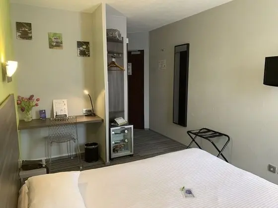 Tek Büyük Yataklı Oda, 1 Büyük (Queen) Boy Yatak, Şehir Manzaralı