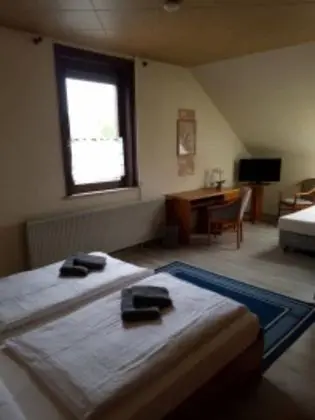 Tek Büyük Yataklı Oda