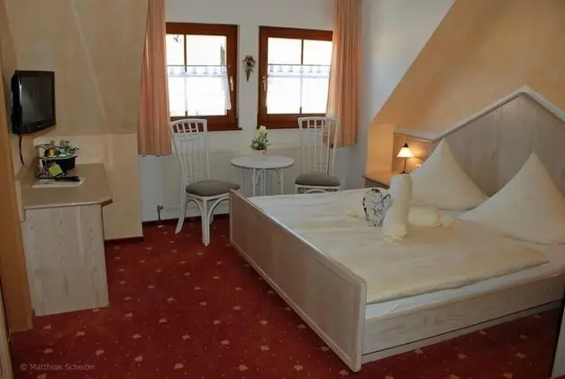 Comfort Tek Büyük Yataklı Oda