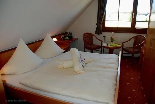 Tek Büyük Yataklı Oda (Small)