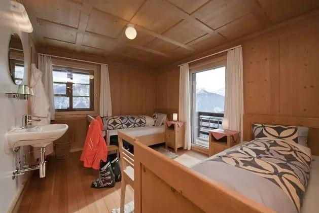 Tek Büyük Yataklı Oda, Ortak Banyo