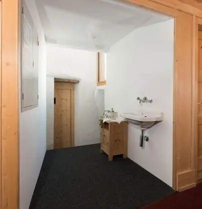 Tek Kişilik Oda, Ortak Banyo