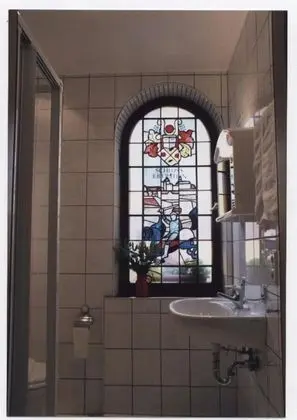 Üç Kişilik Oda