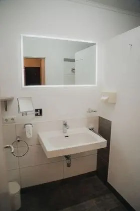 Büyük Yataklı Tek Kişilik Oda, 1 Yatak Odası, Sigara İçilmez