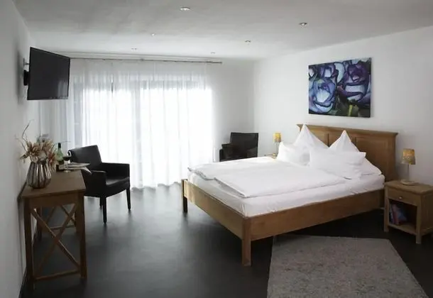 Tek Büyük Yataklı Oda