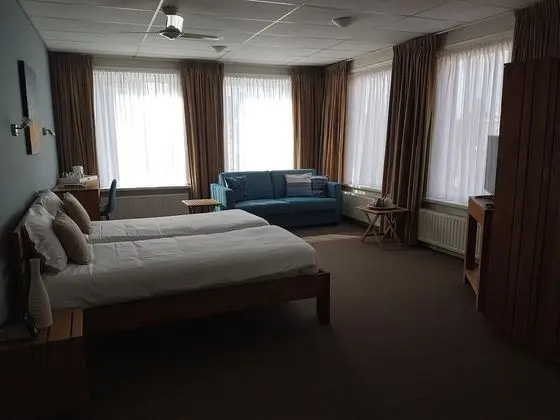 Comfort Dört Kişilik Oda, Köşe