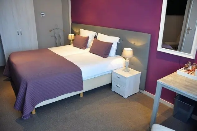 Comfort Tek Büyük Yataklı Oda