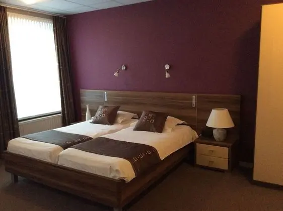 Comfort Tek Büyük Yataklı Oda