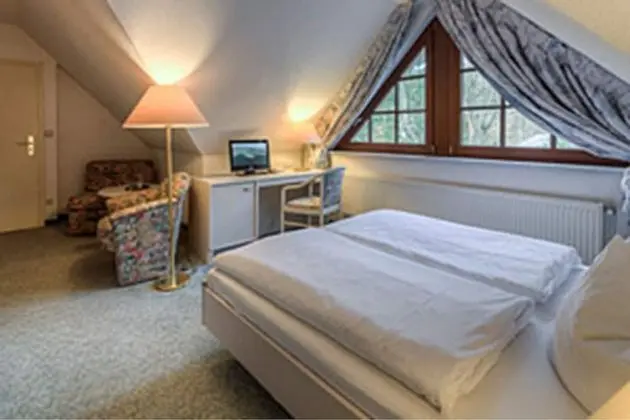 Tek Büyük Yataklı Oda