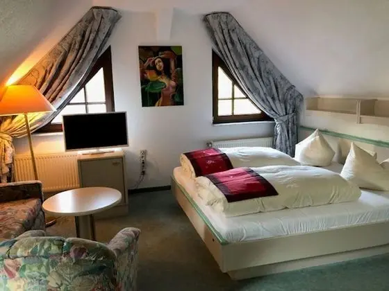 Tek Büyük Yataklı Oda