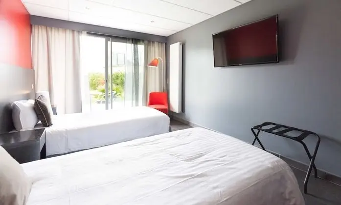 İki Ayrı Yataklı Oda, 2 Tek Kişilik Yatak