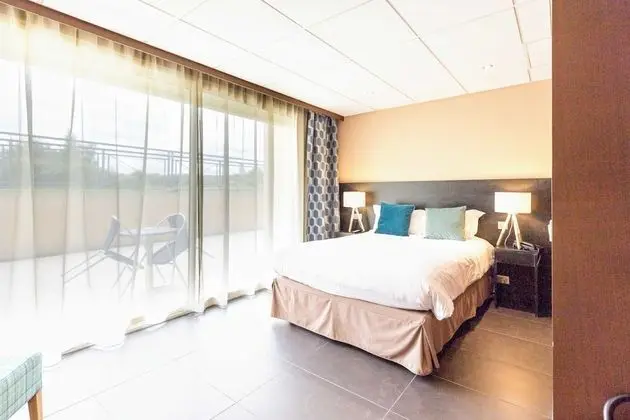 Tek Büyük Yataklı Oda, 1 Çift Kişilik Yatak