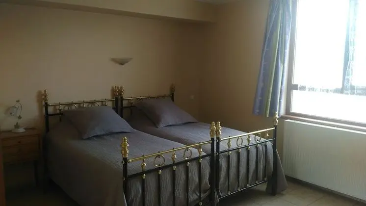 Tek Büyük Yataklı Oda