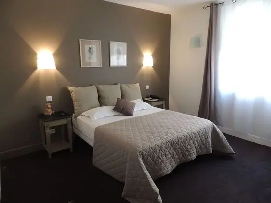 Standard Tek Büyük Yataklı Oda