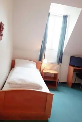 Basic Tek Kişilik Oda, 1 Tek Kişilik Yatak, Sigara İçilmez