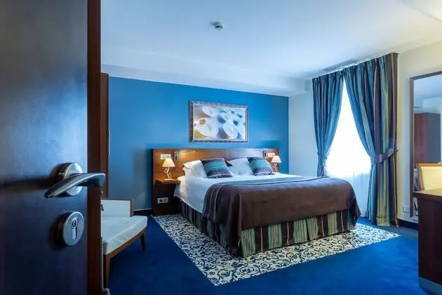 Superior Tek Büyük Yataklı Oda